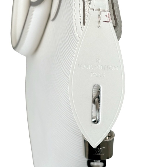 LOUIS VUITTON Vintage Ivory White Epi Leather Lockit Vertical Bag - Picture 13 of 16